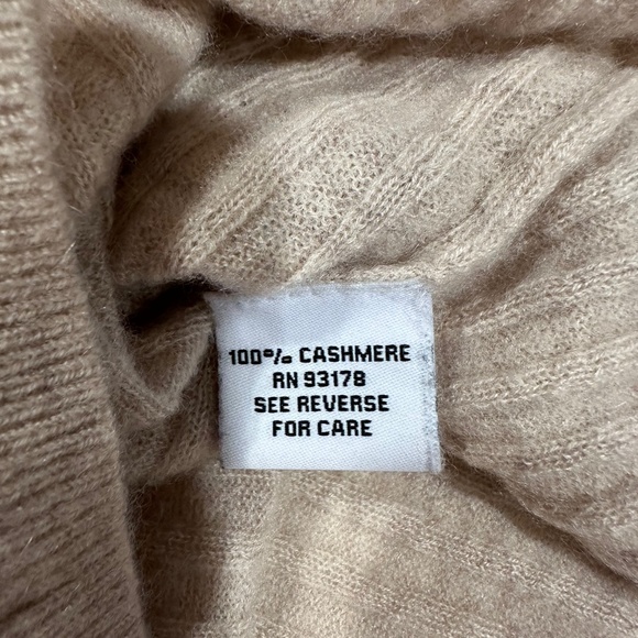 The Cashmere Project Long Sleeve‎ Sweater - Size M. - Picture 8 of 13